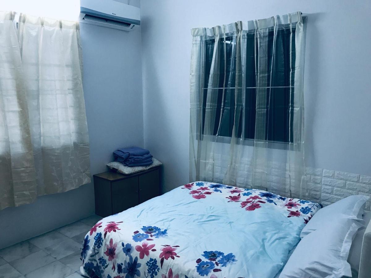 Cozy And Comfortable Homestay In Sungai Siput Exteriör bild