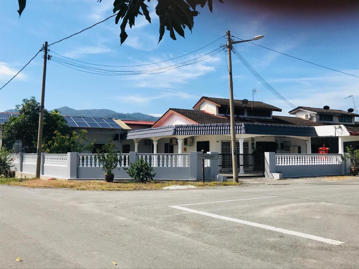 Cozy And Comfortable Homestay In Sungai Siput Exteriör bild